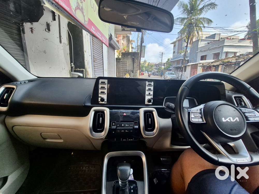 Brand New Condition Kia Sonet 2021 Diesel At Excellent Condition