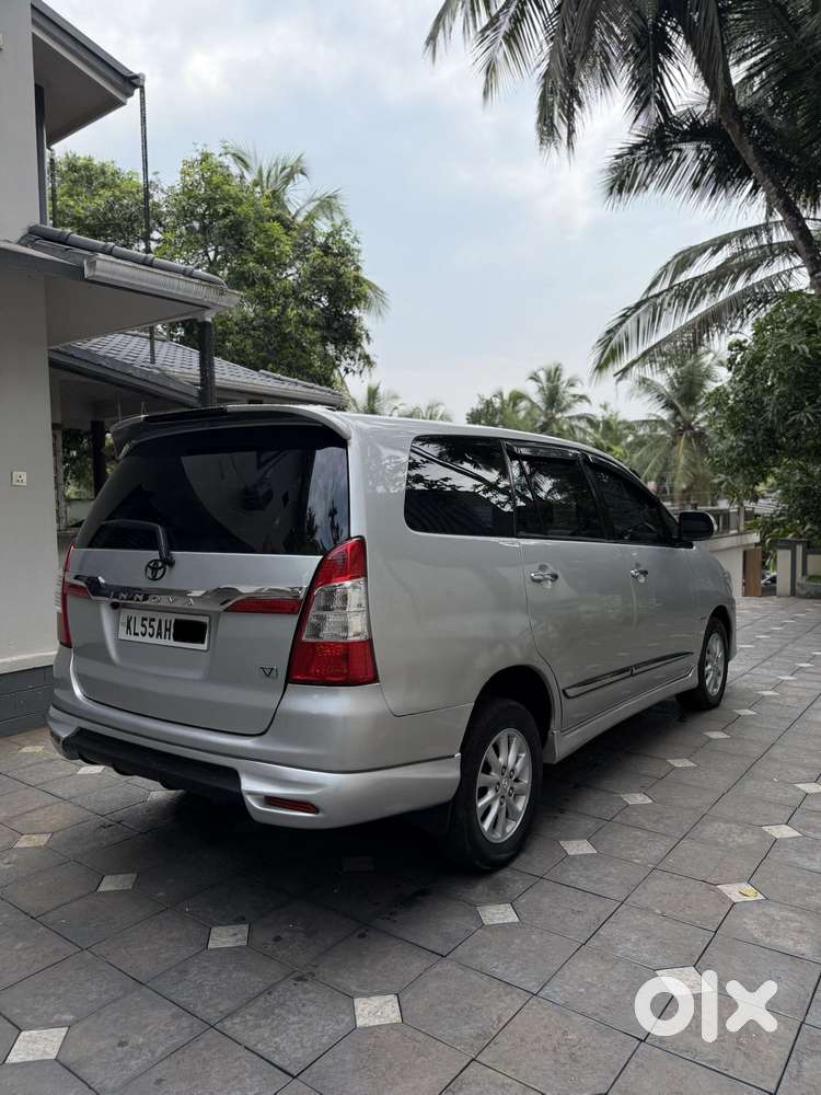 Toyota Innova 2.5 V 7 Str, 2013, Diesel