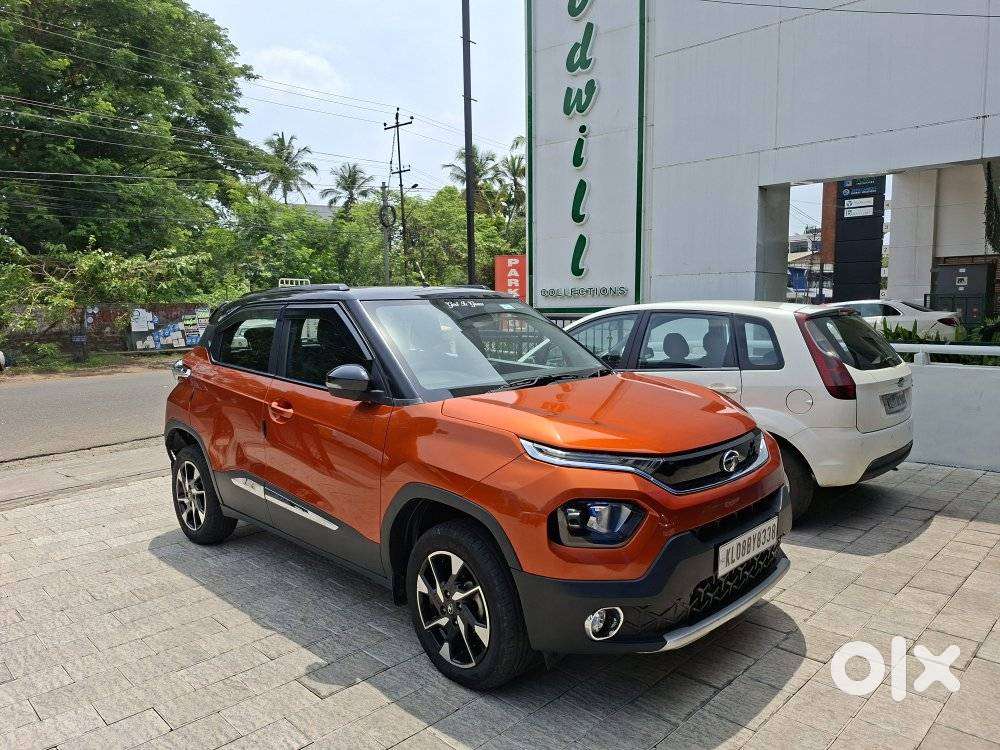 Tata Punch Creative Flagship Dual Tone Amt, 2022, Petrol