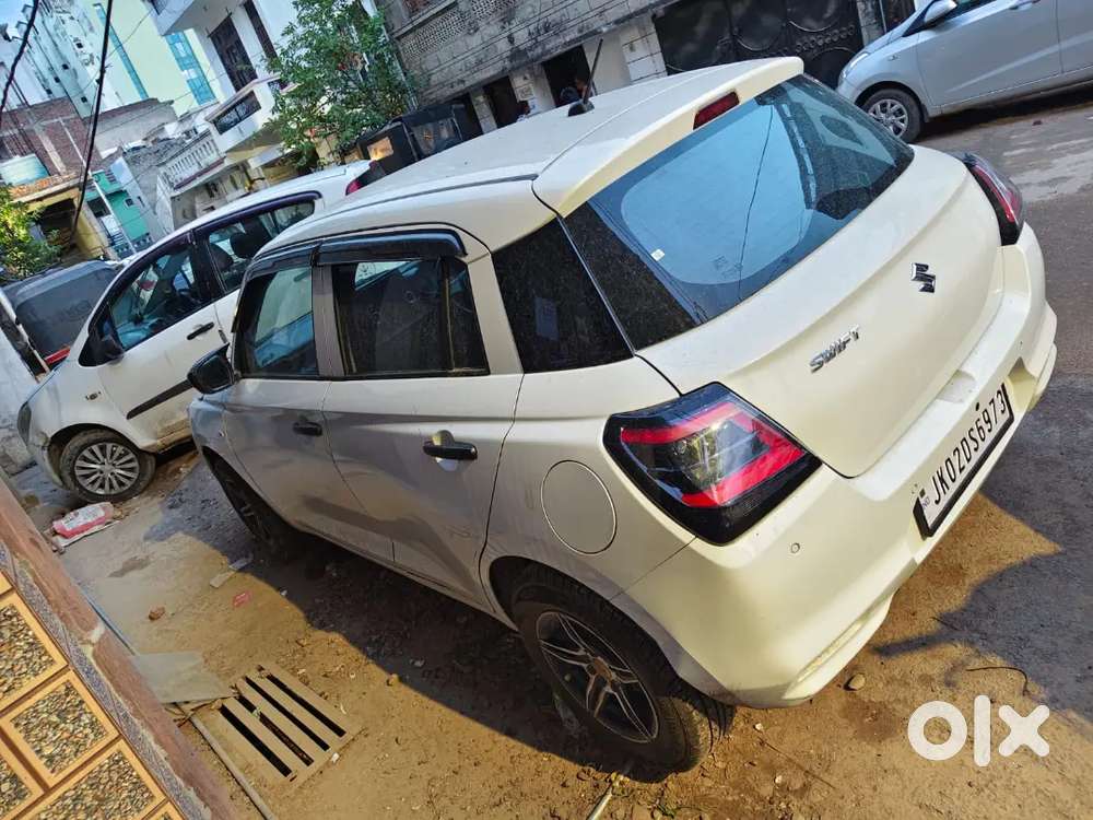 Maruti Suzuki Swift 2025 Petrol 7000 Km Driven