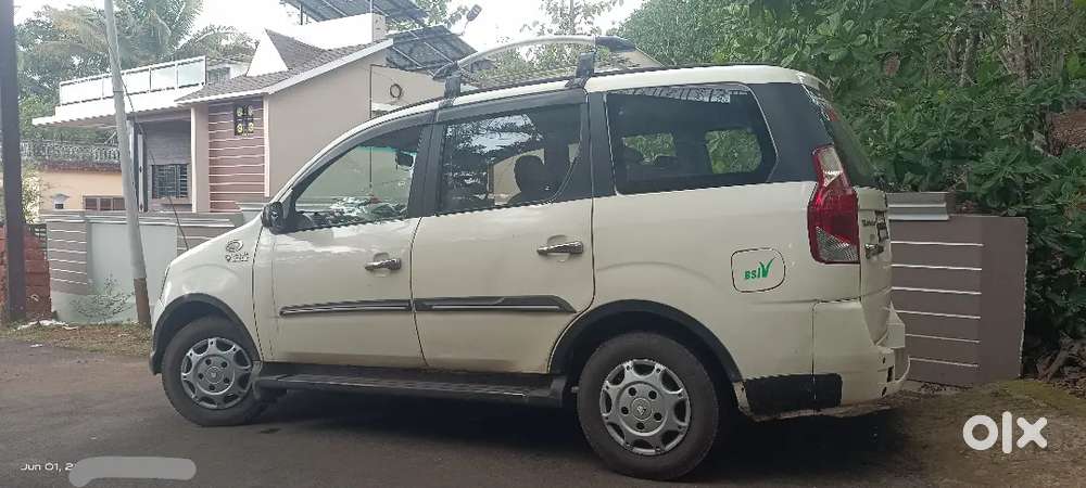 Mahindra Xylo 2017