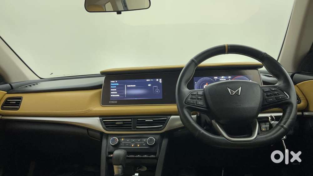 Mahindra Xuv700 2.2 Ax 5 Diesel At 7 Str, 2024, Diesel