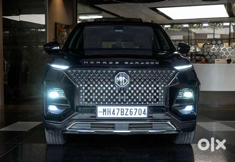 Mg Hector Plus Sharp Pro 1.5 Turbo Petrol Cvt 7 Str, 2025, Petrol