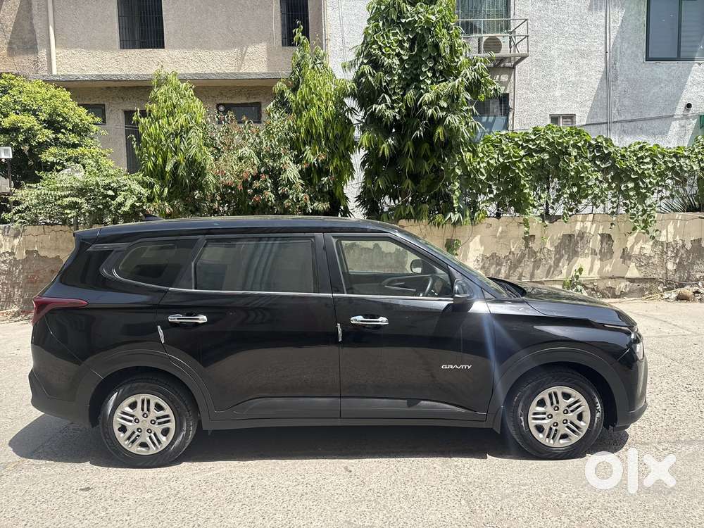 Kia Carens G1.5 6mt Gravity, 2024, Petrol