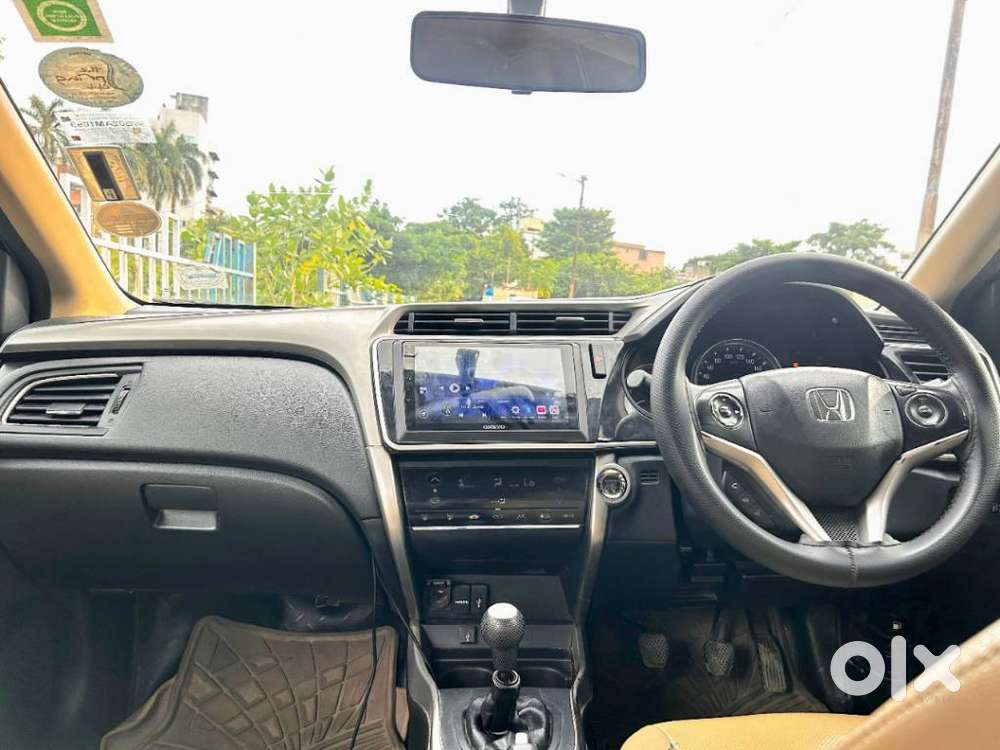 Honda City 1.5 V 4th Gen I-vtec Mt, 2017, Petrol