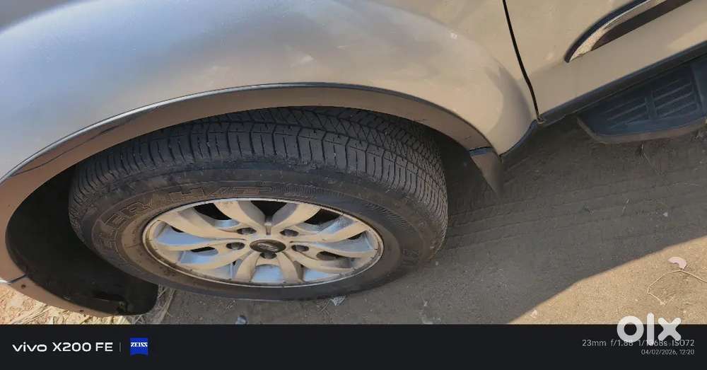 Mahindra Xuv500 2015 Diesel 142000 Km Driven