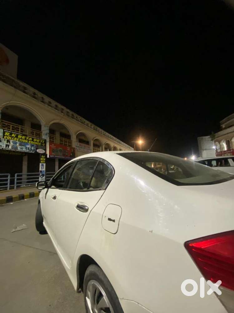 Honda City 2010 Cng & Hybrids Well Maintained