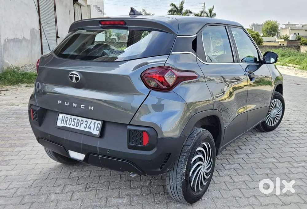 Tata Punch 2025 Petrol 7500 Km Driven