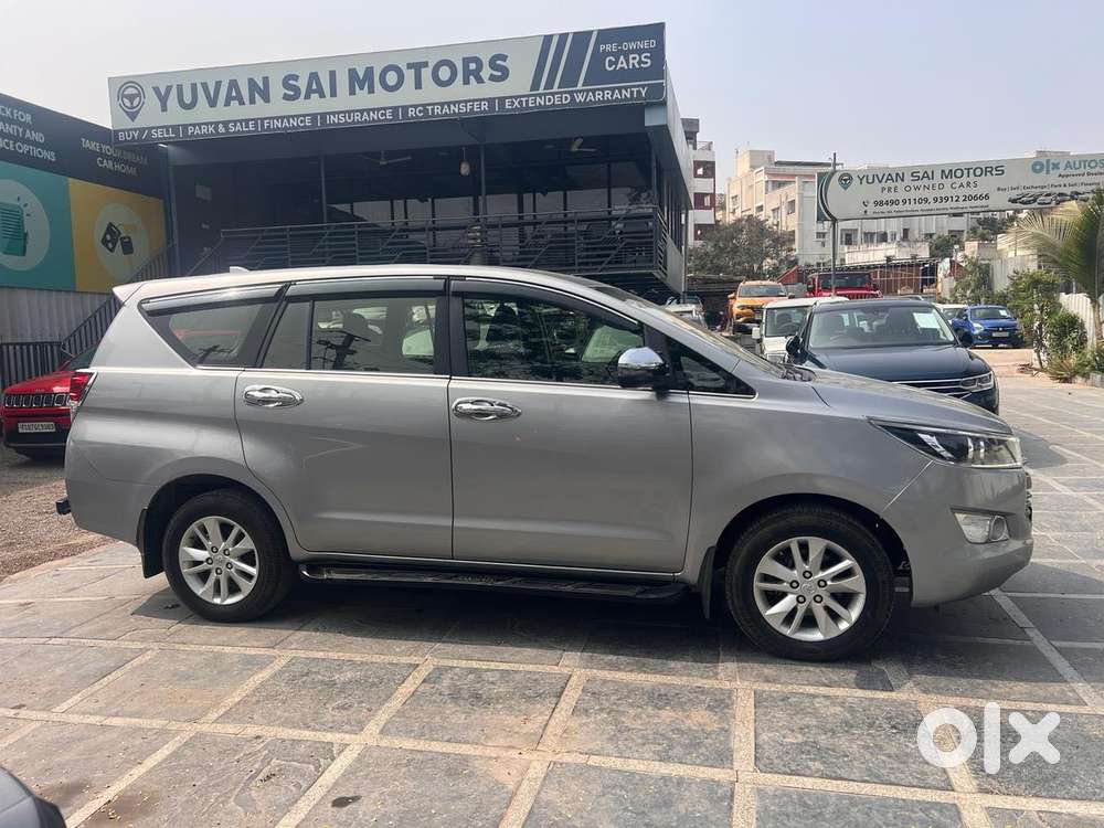 Toyota Innova Crysta 2.4 V 8 Str, 2020, Diesel