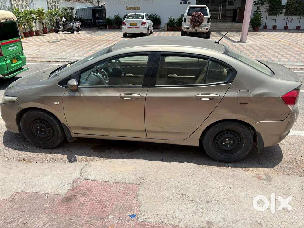 Honda Petrol Manual 2011