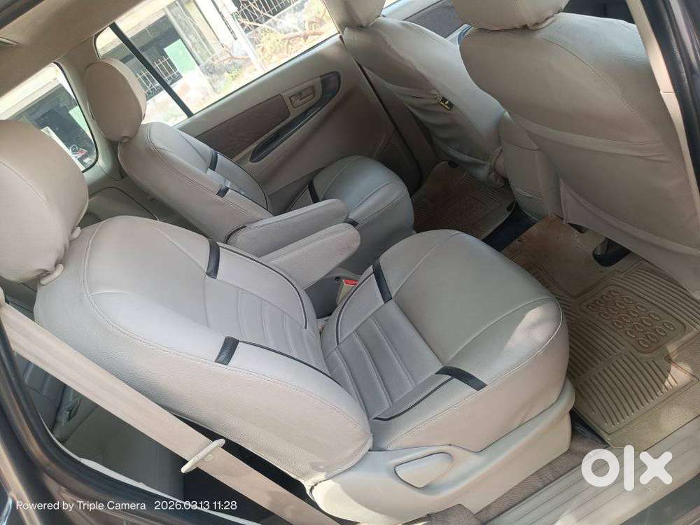 Toyota Innova 2.5 Gx 7 Str Bs-iii, 2013, Diesel