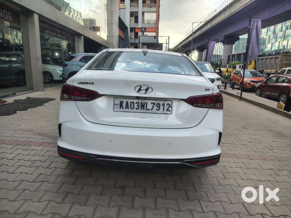 Hyundai Verna 1.5 Sx Ivt, 2022, Petrol
