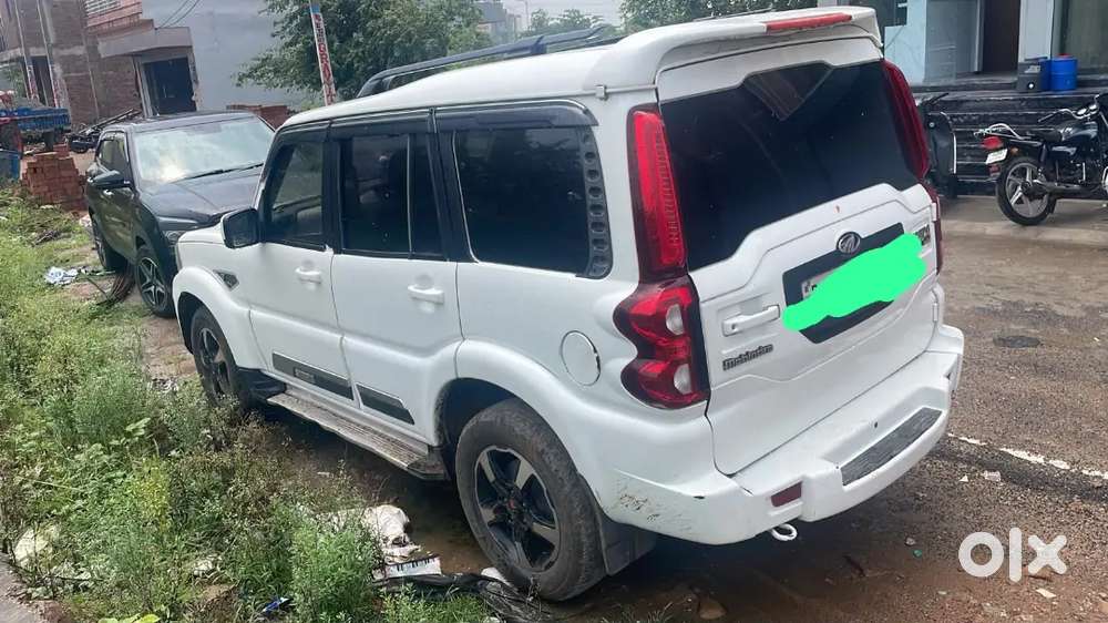 Mahindra Scorpio N 2015