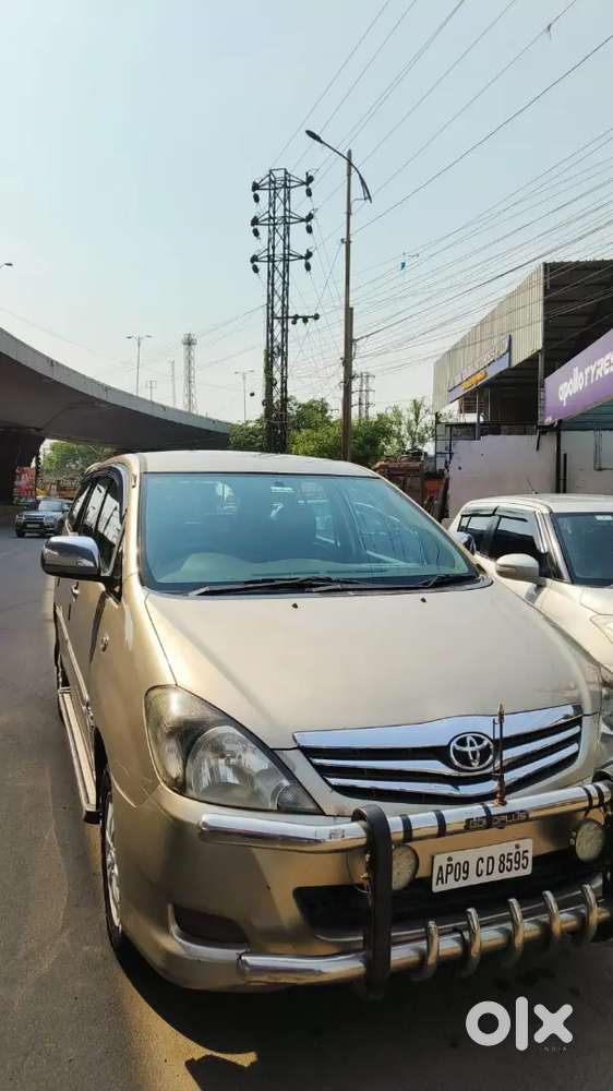Toyota Innova 2.5 Vx 2011