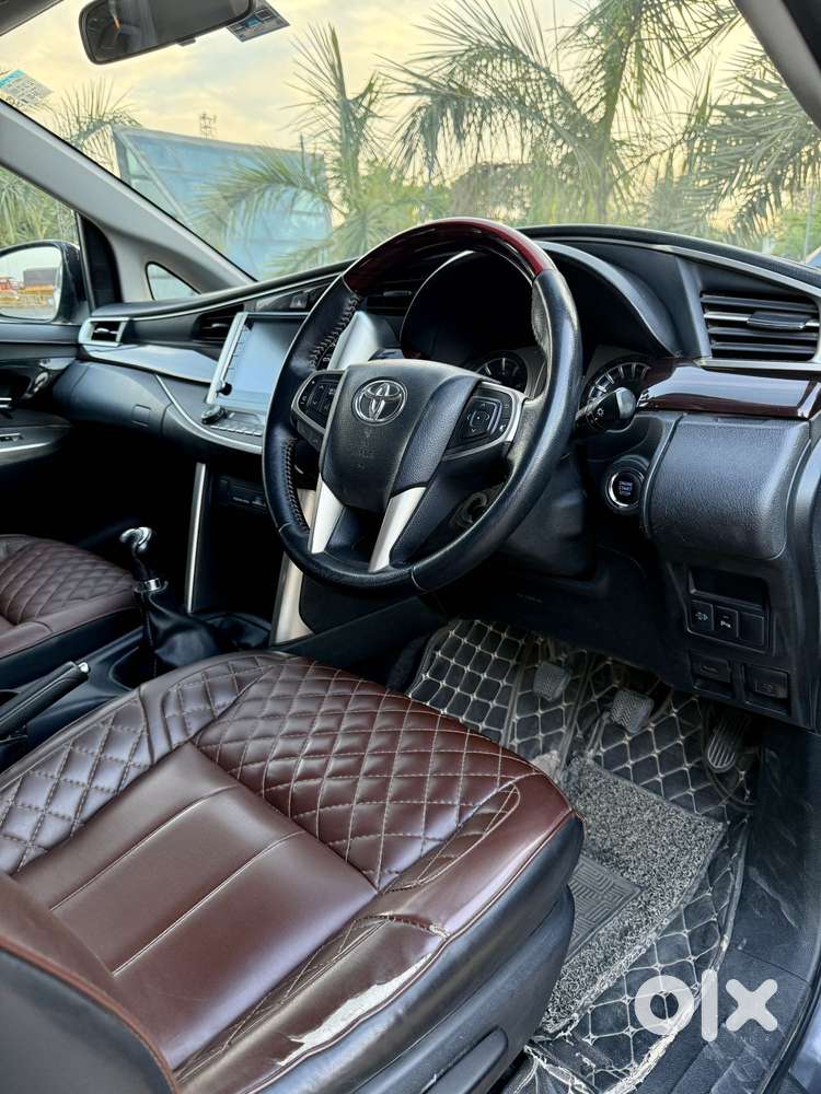 Toyota Innova Crysta 2.4 V 8 Str, 2022, Diesel