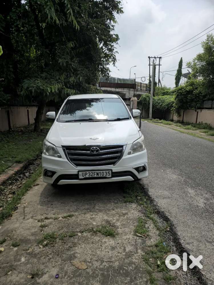 Toyota Innova 2.5 2015