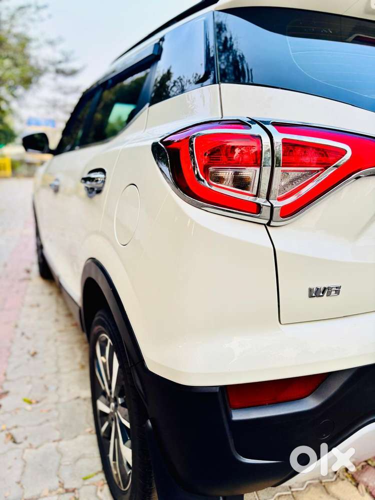 Mahindra Xuv300 W8 Option, 2021, Petrol