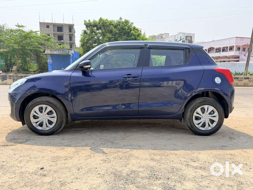 Maruti Suzuki Swift Vxi Abs Bsiv, 2023, Petrol