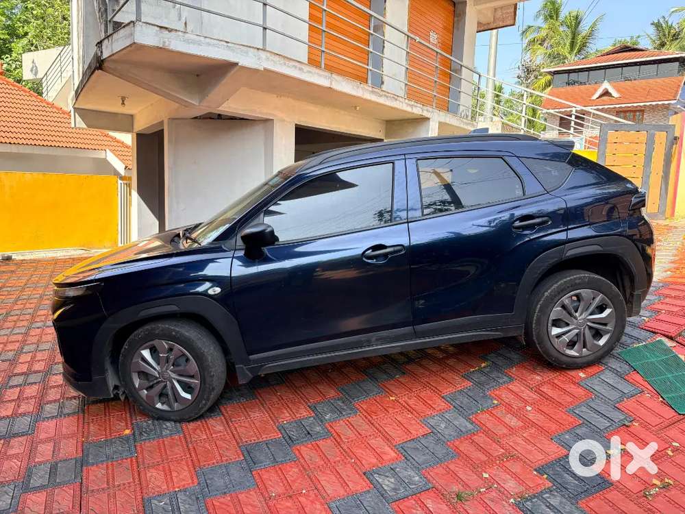 Single Owner Genuine Km Mint Condition Fronx For Urgent Sale