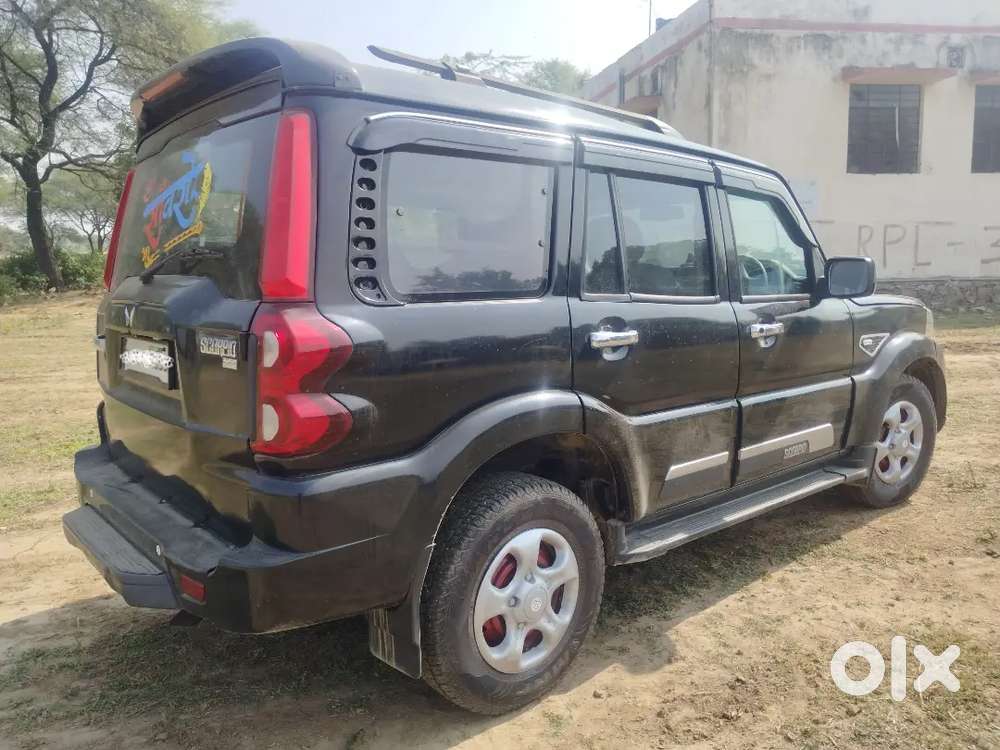 Mahindra Scorpio Classic 2012