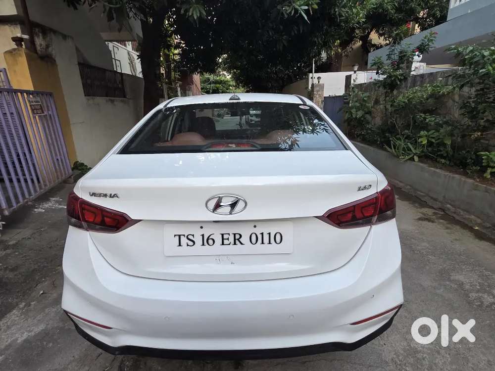 Hyundai Verna 1.6 Ex Crdi 2017