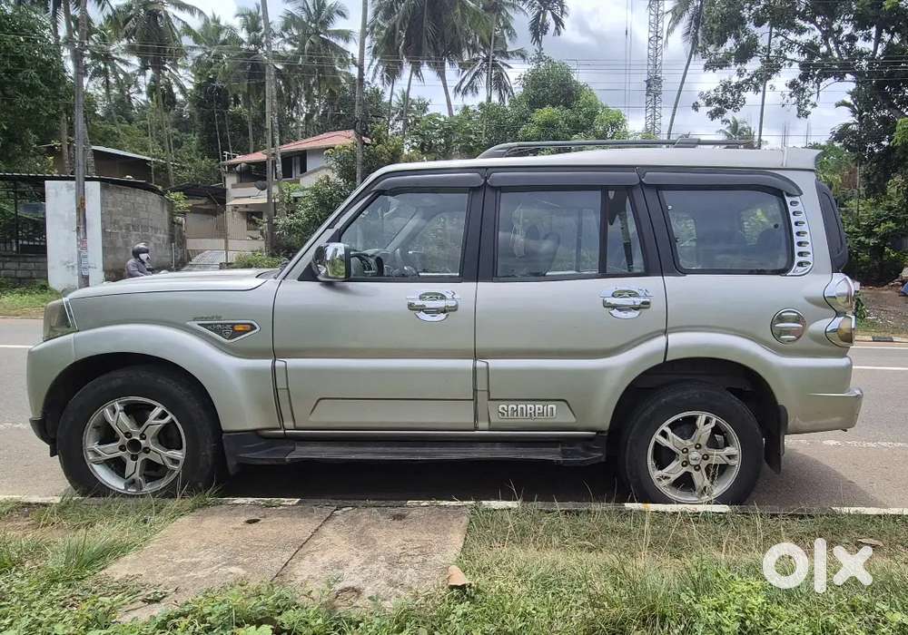 Mahindra Scorpio S10 Mhawk Diesel 2015