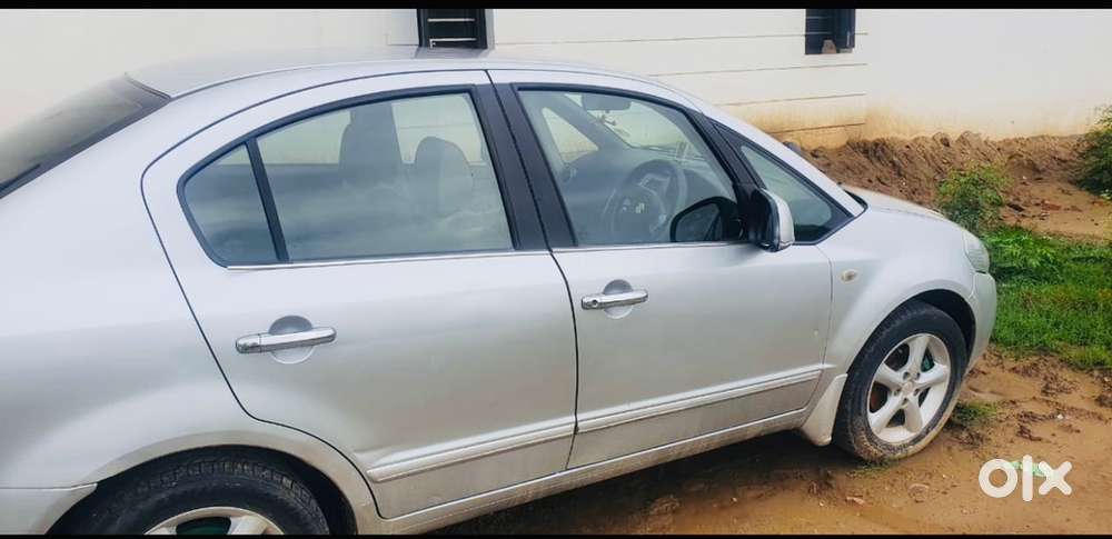 Maruti Sx4 Zxi Top Model Passing Sep 2028 Tk  Is In Good Condition