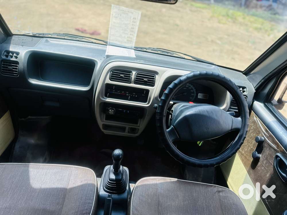 Maruti Suzuki Eeco Smiles 7 Seater Standard, 2011, Petrol