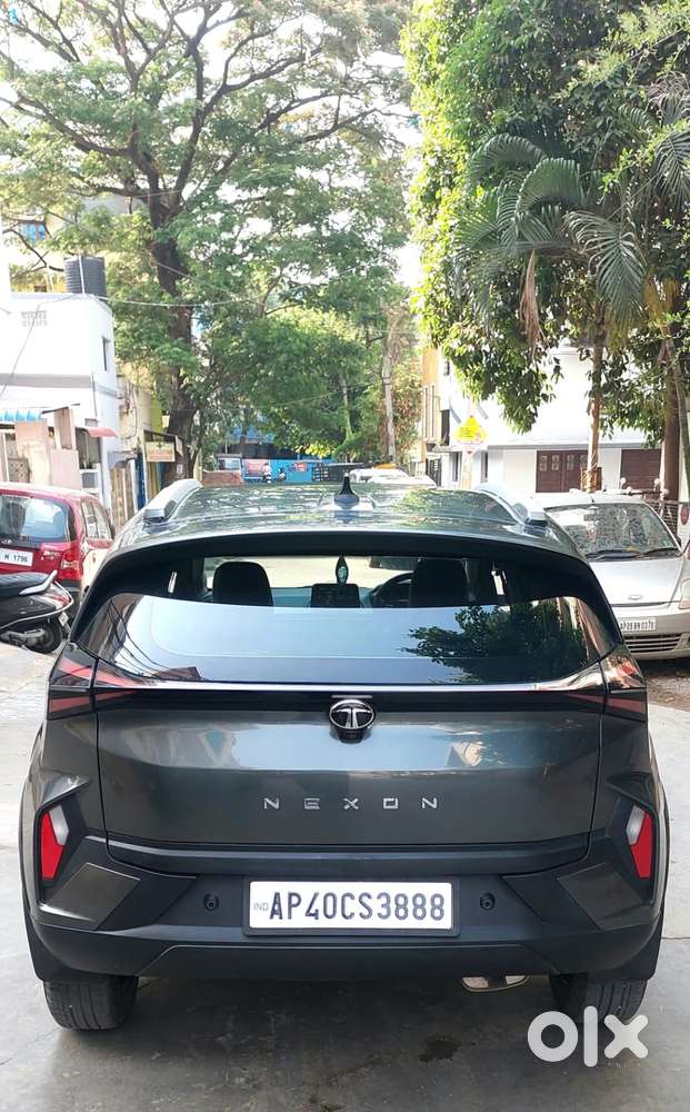 Tata Nexon Smart Plus1.2 Revotron Petrol 5 Mt, 2024, Petrol