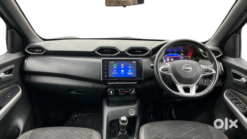 Nissan Magnite 1.0 Xv, 2023, Petrol