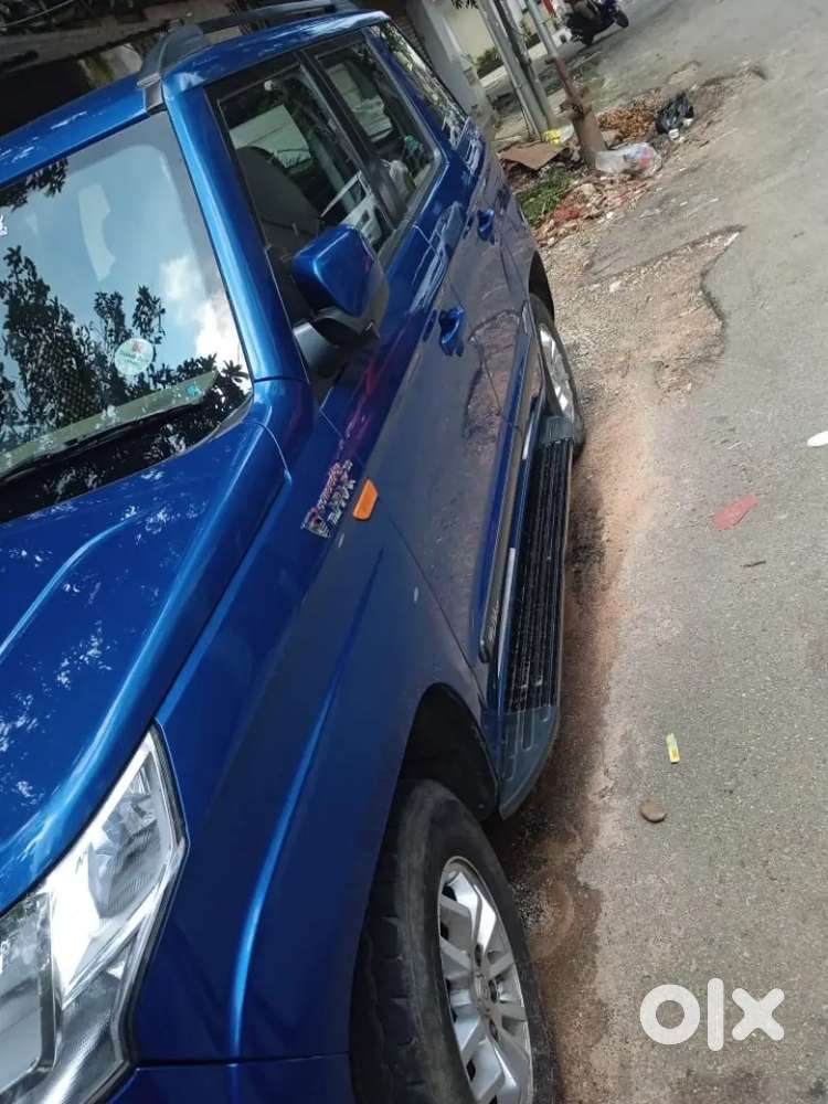 Mahindra Tuv 300 2017 Diesel 74000 Km Driven