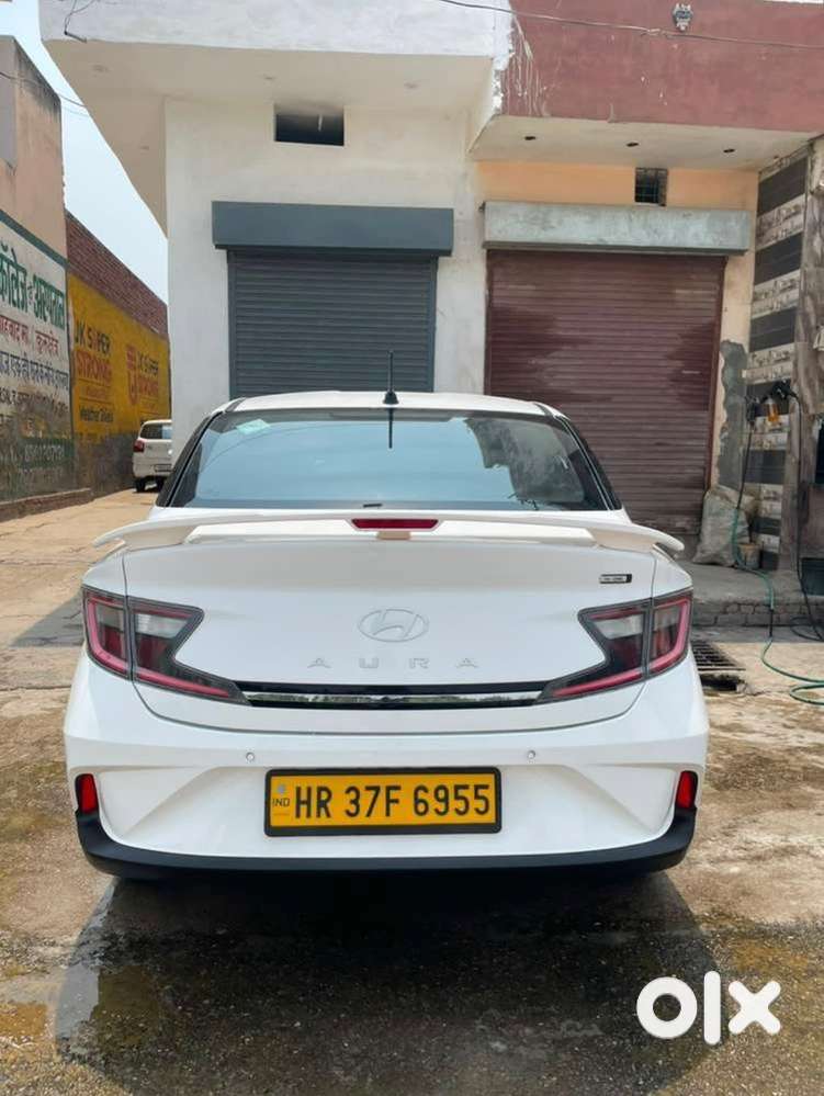 Hyundai Aura Manual 2025 Km