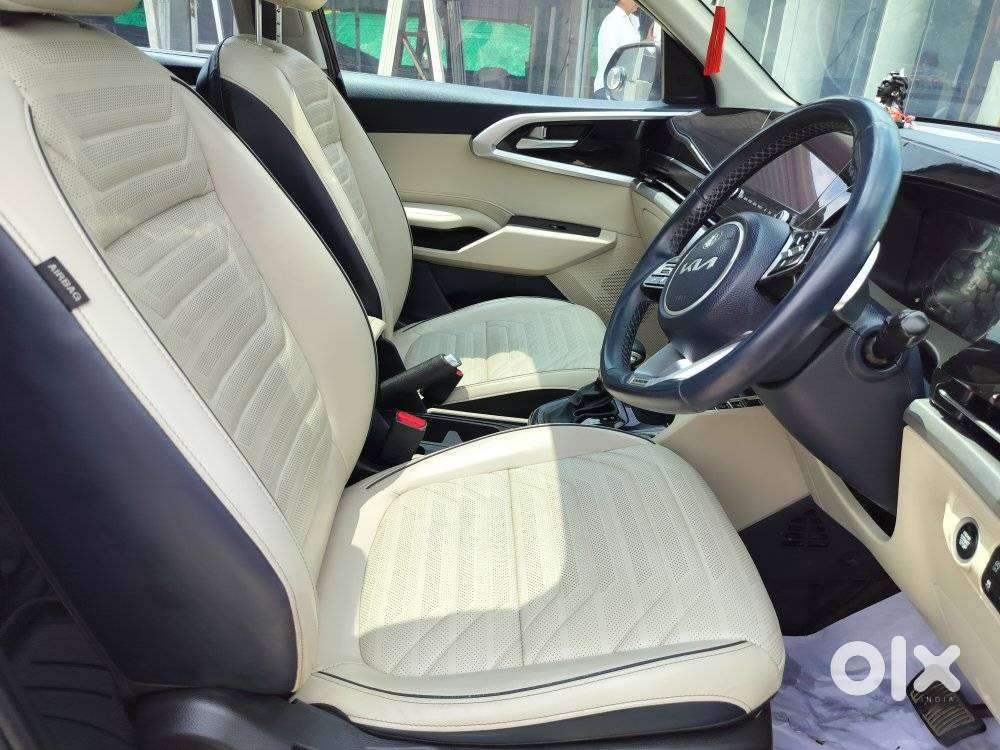 Kia Carens 1.5 Luxury Plus Diesel At 7 Str, 2023, Diesel