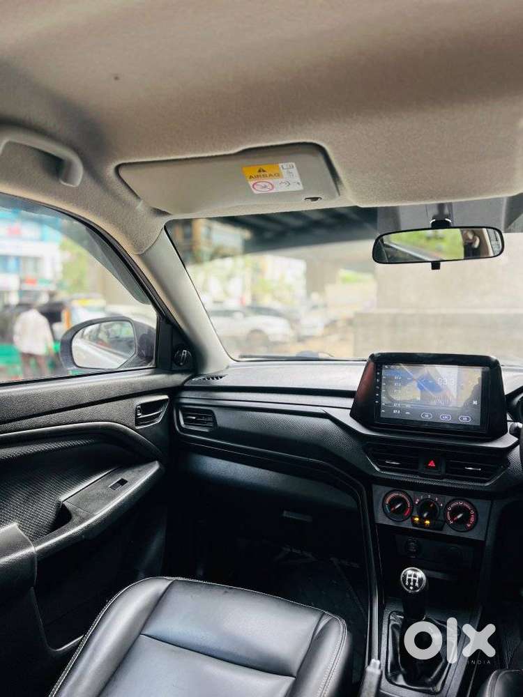 Maruti Suzuki Brezza 1.5 Lxi Cng, 2024, Cng & Hybrids