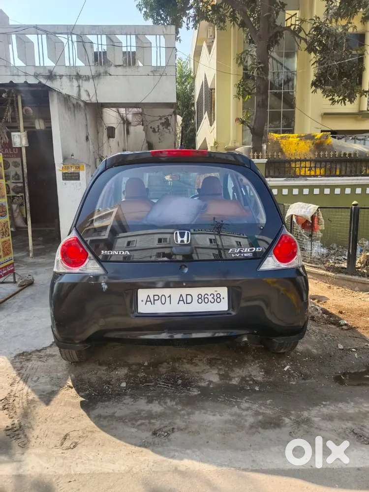 Honda Brio 2012 Petrol Well Maintained