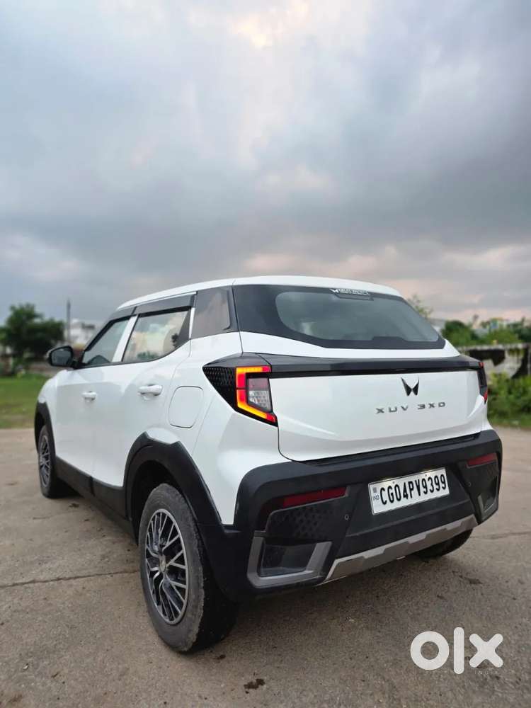 Mahindra Xuv 3xo, 2024, Petrol