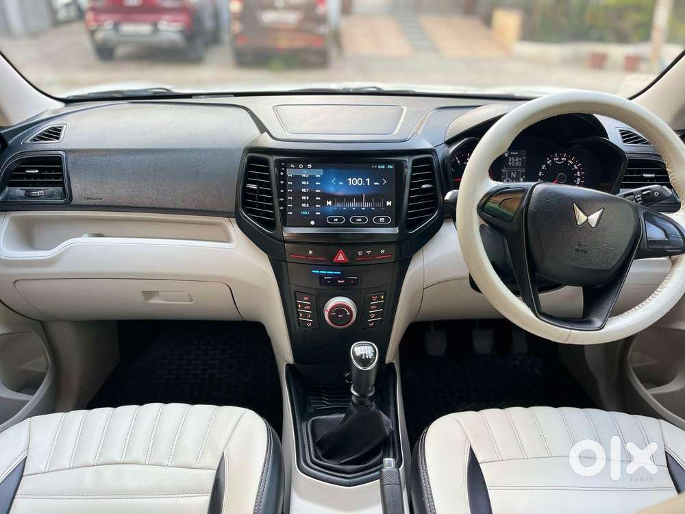 Mahindra Xuv300 W4, 2022, Petrol