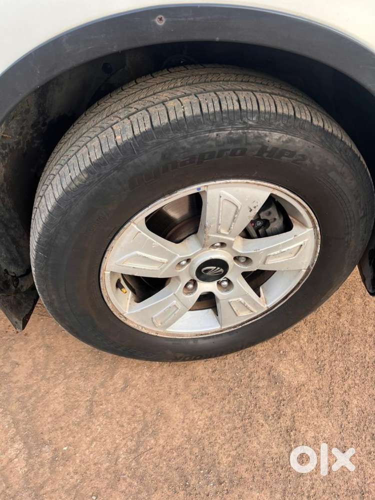 Mahindra Xuv500 2012