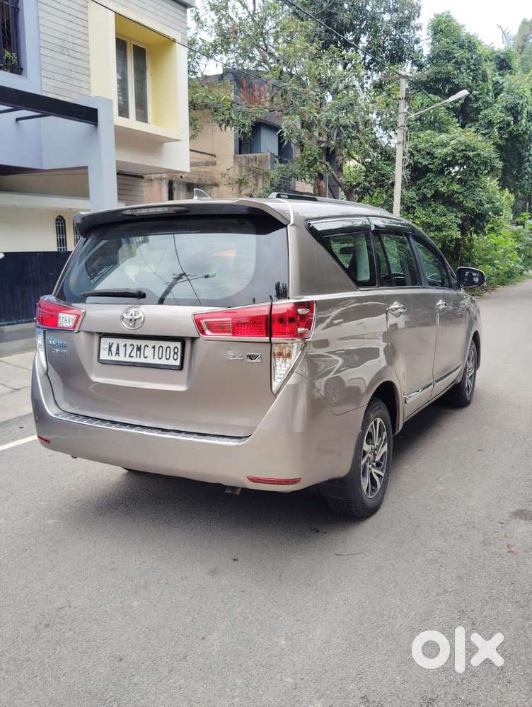 Toyota Innova Crysta 2.4 V, 2024, Diesel