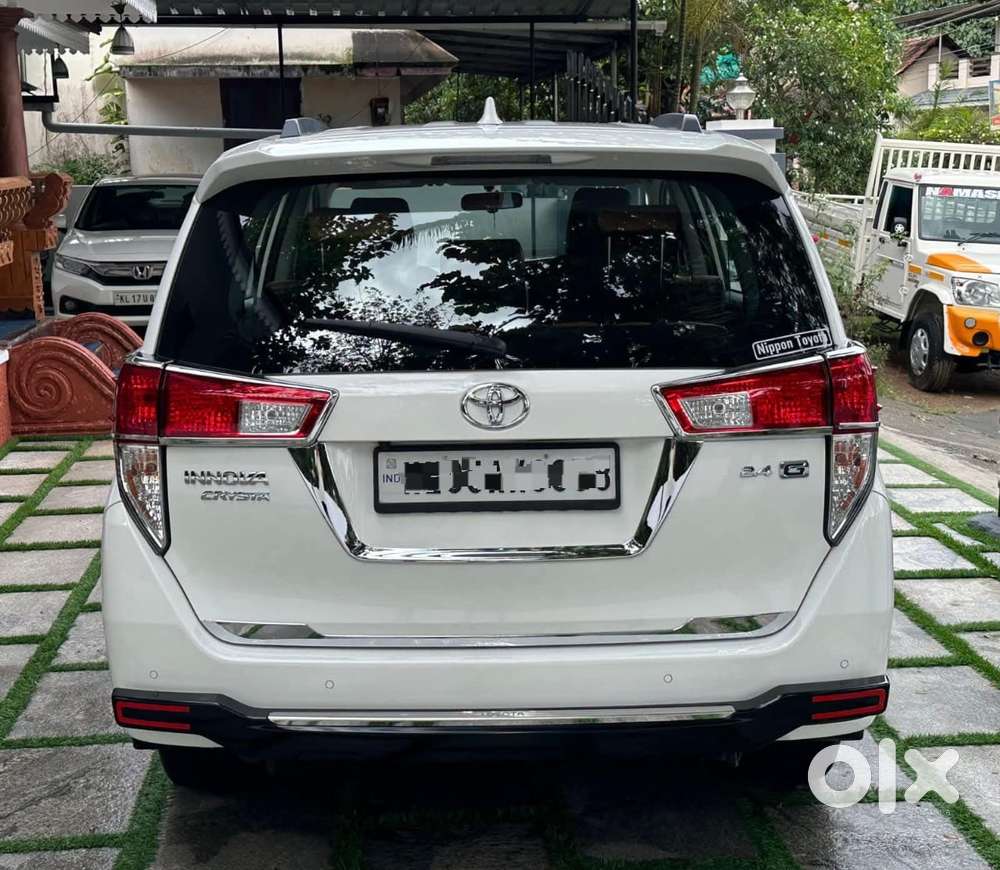 Toyota Innova Crysta 2.4 Gx Limited Edition At 7 Str, 2022, Diesel
