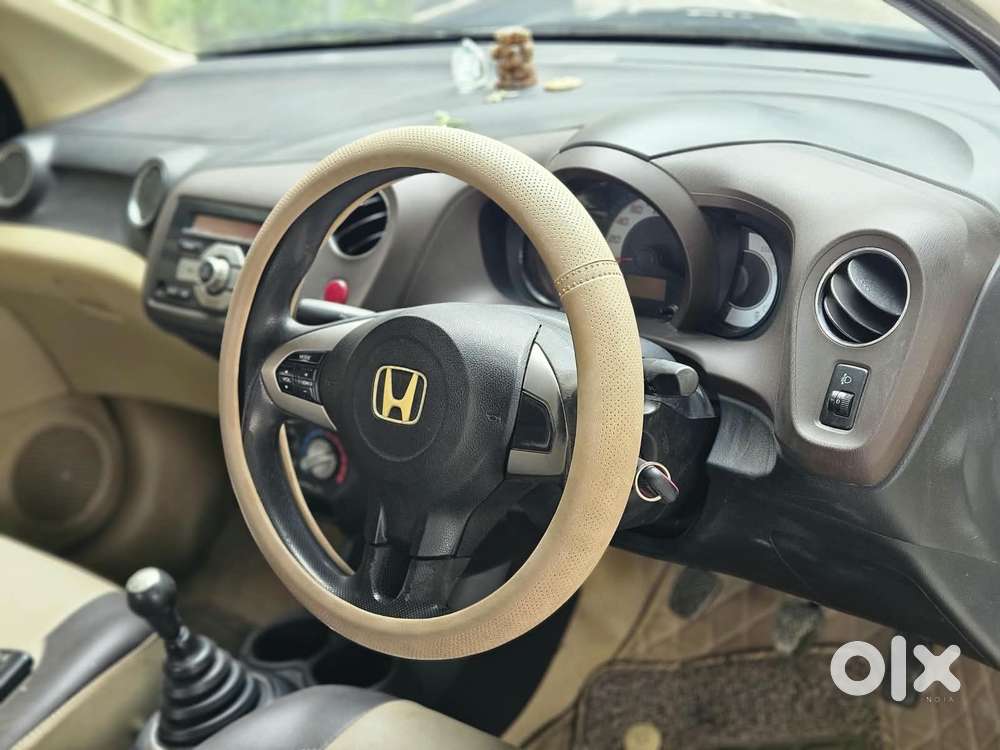 Honda Brio, 2013, Petrol