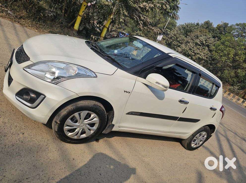 Maruti Suzuki Swift Vxi 1.2 Abs Bs-iv, 2016, Petrol