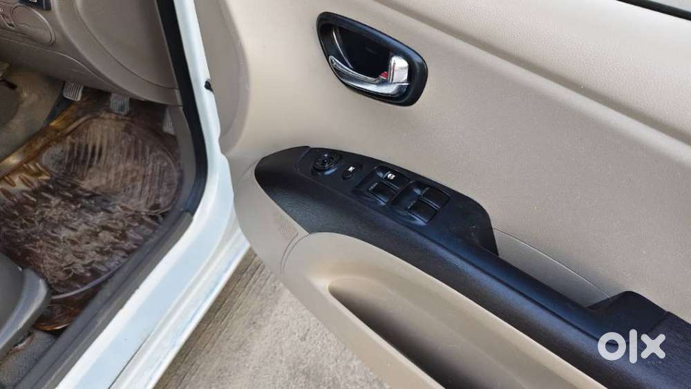 Hyundai I10 Sportz Option, 2011, Cng & Hybrids