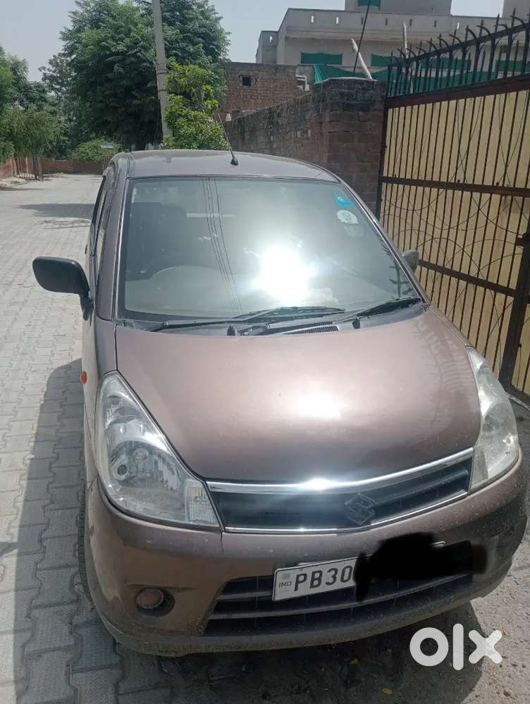 Maruti Suzuki Zen Estilo 2010