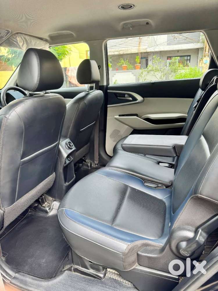 Kia Carens G 1.5 6mt Premium (o) 7-seater, 2025, Diesel