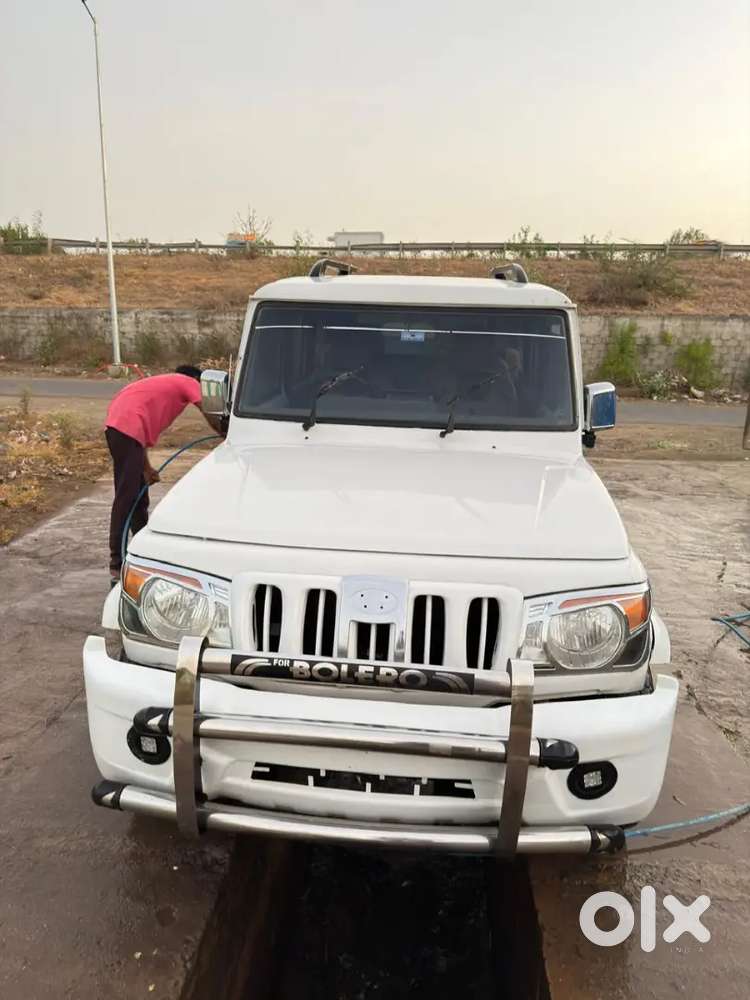 Mahindra Bolero 2016