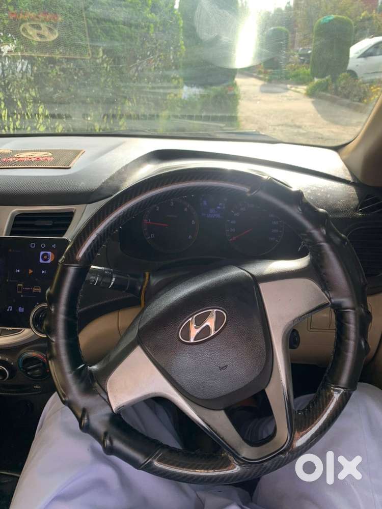 Hyundai Fluidic Verna 2013 Dl Registered Kashmiri Owner Noc Jk01 Issue