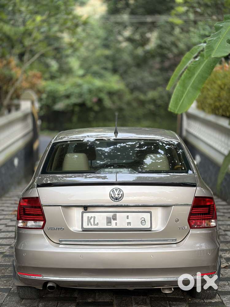 Volkswagen Vento 1.5 Highline Plus At 16 Alloy, 2017, Diesel