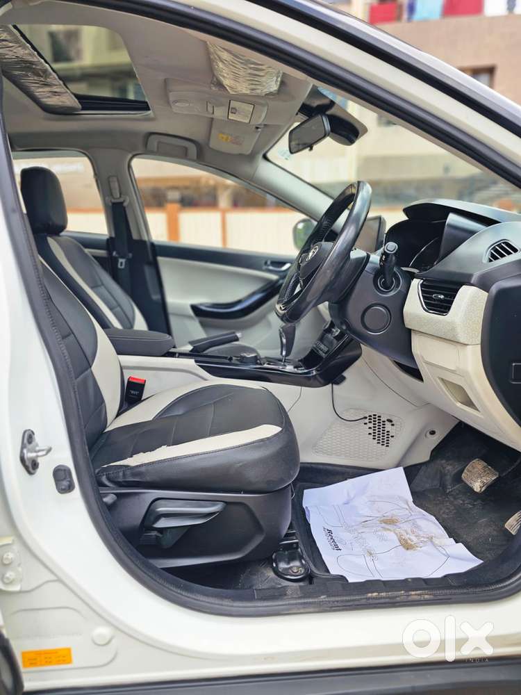 Tata Nexon 1.2 Revotron Xza Plus, 2020, Petrol
