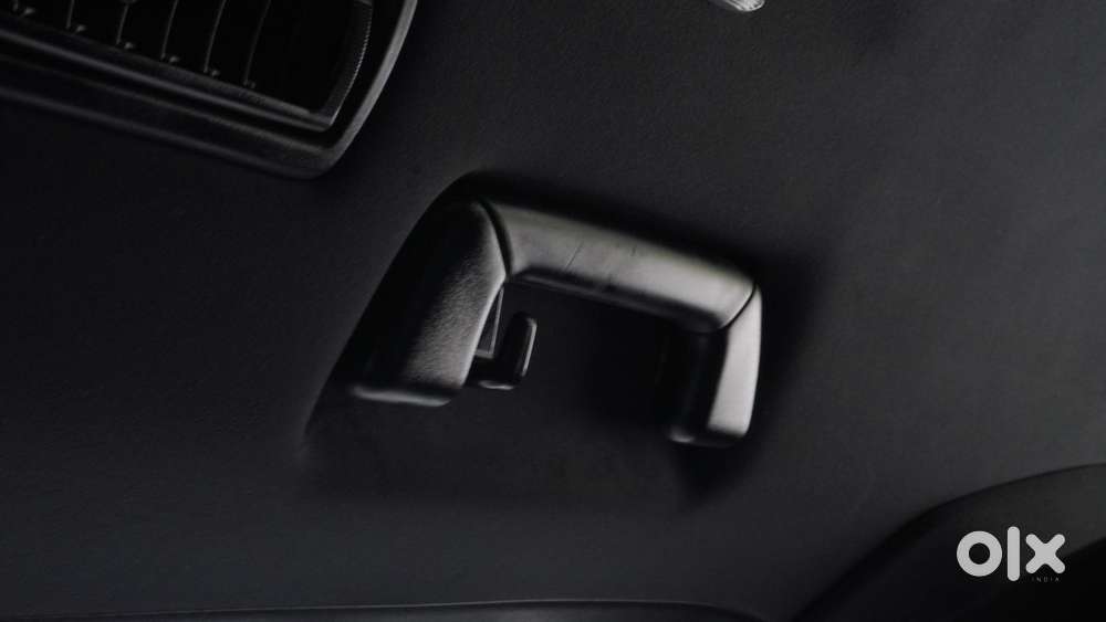 Toyota Vellfire 2.5 Executive Lounge, 2021, Petrol